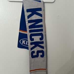 Knicks Scarf